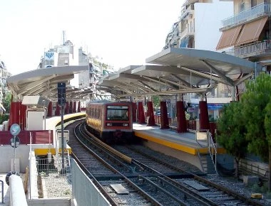 Έλληνας τραγουδιστής ο άνδρας που αυτοκτόνησε στις ράγες του ΗΣΑΠ (φωτό, βίντεο)